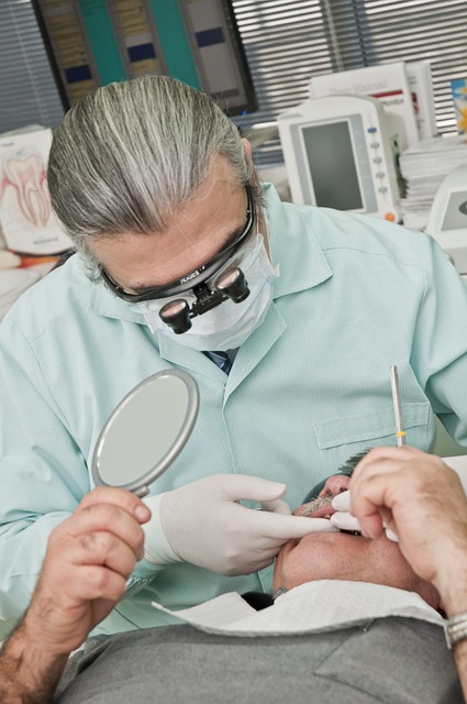 dentist-640x480-27795660.jpeg