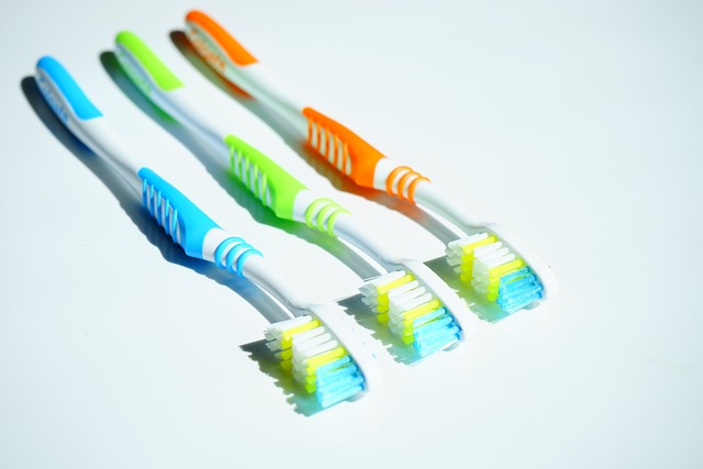 dentist-640x480-72047408.jpeg
